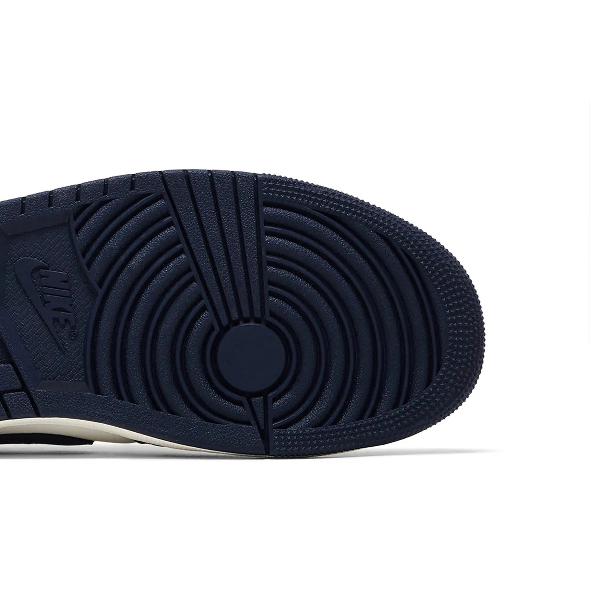 Jordan 1 Retro Low OG Obsidian UNC