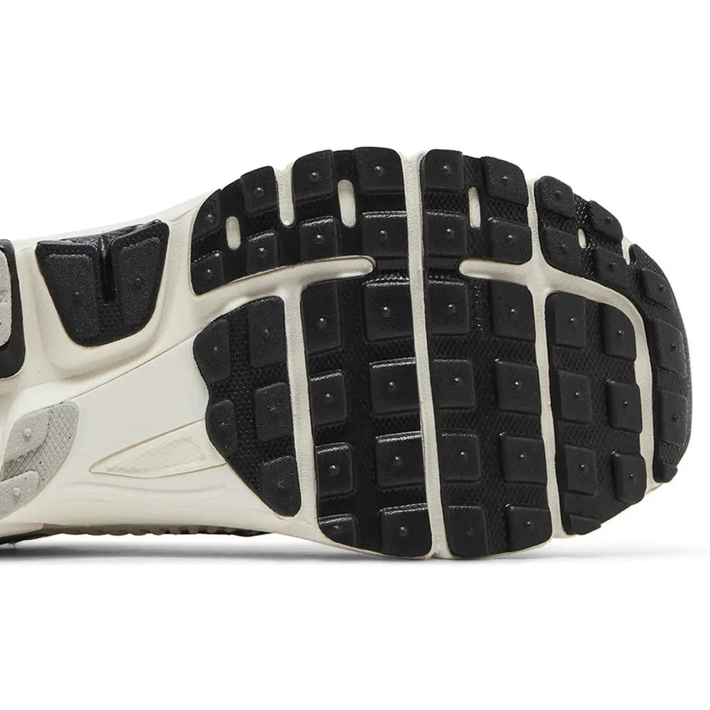 Nike Zoom Vomero 5 W Photon Dust Black