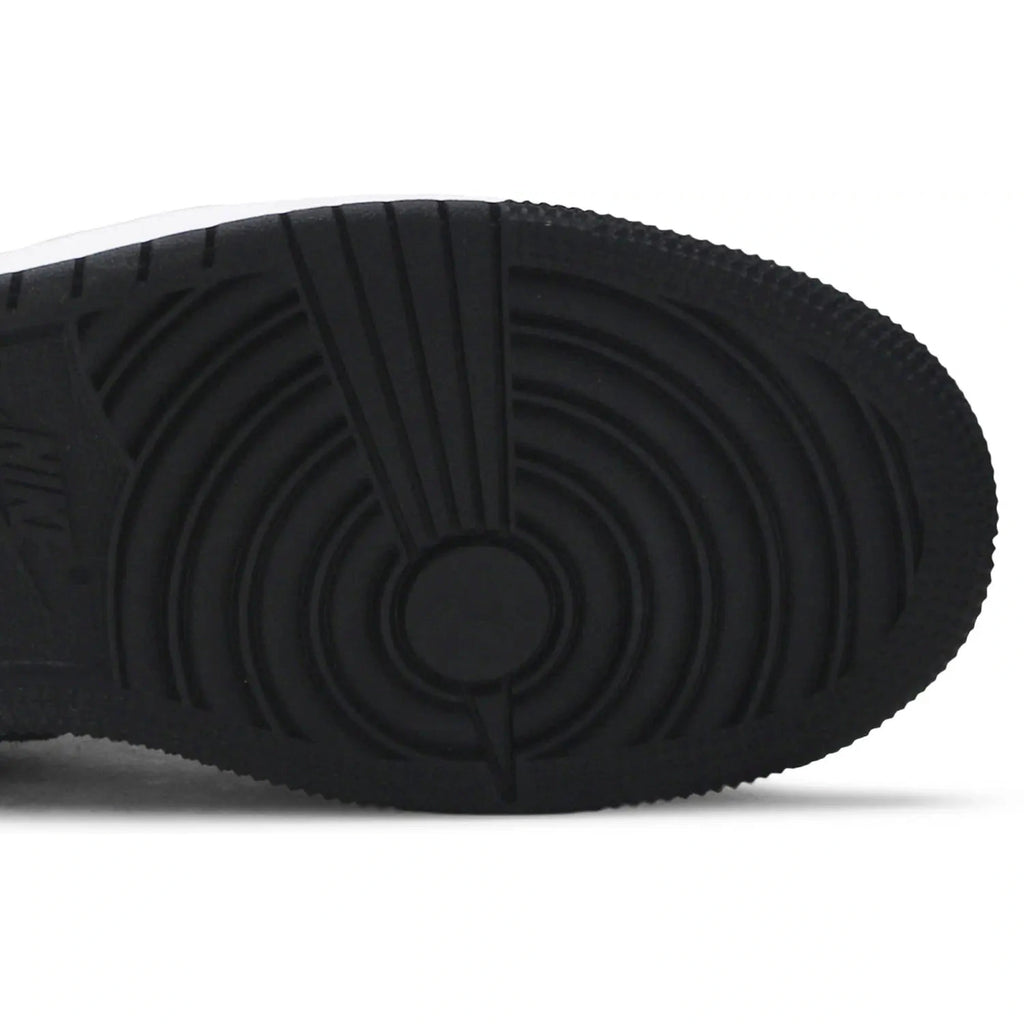 Jordan 1 Retro High GS Light Smoke Grey