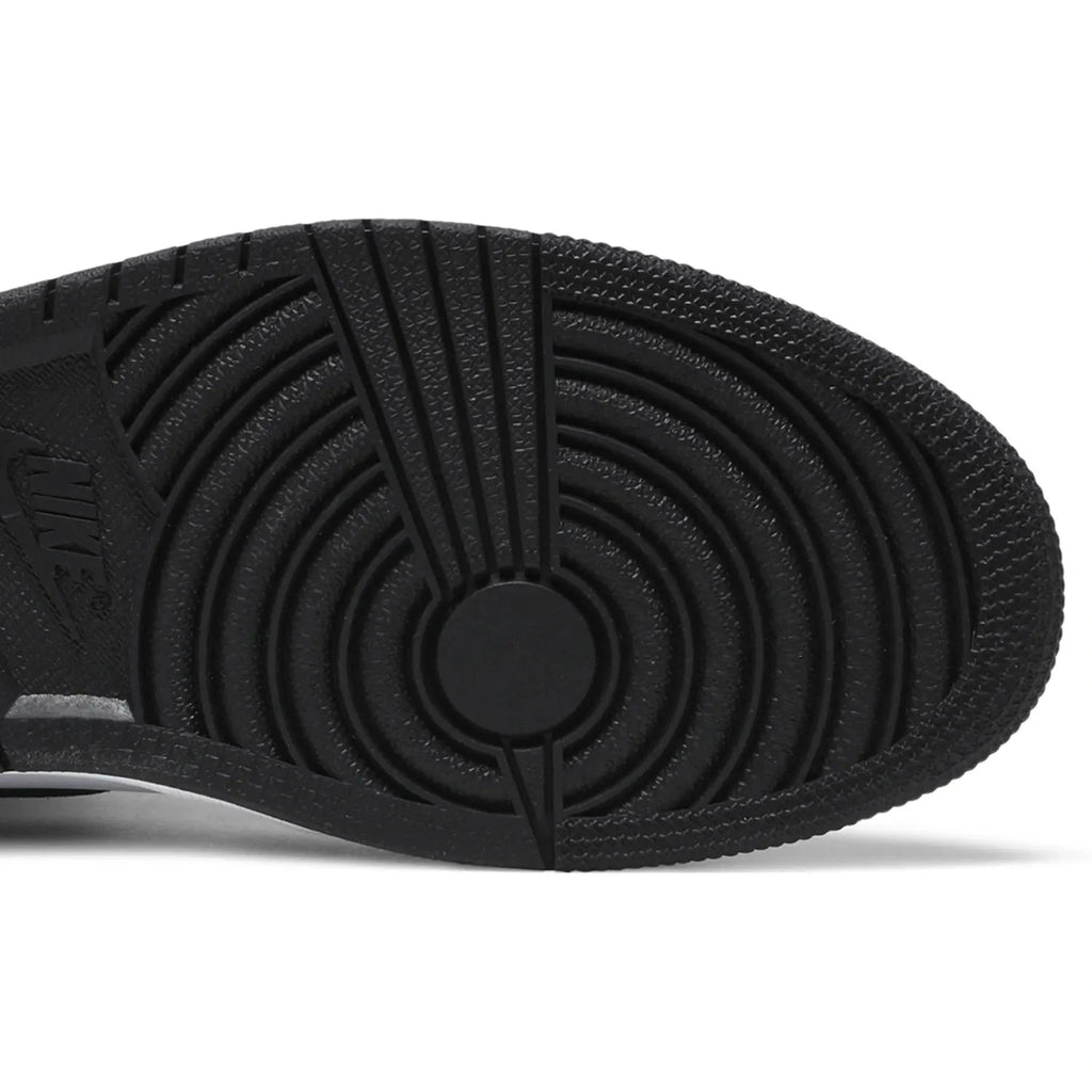 Jordan 1 Retro High OG Light Smoke Grey