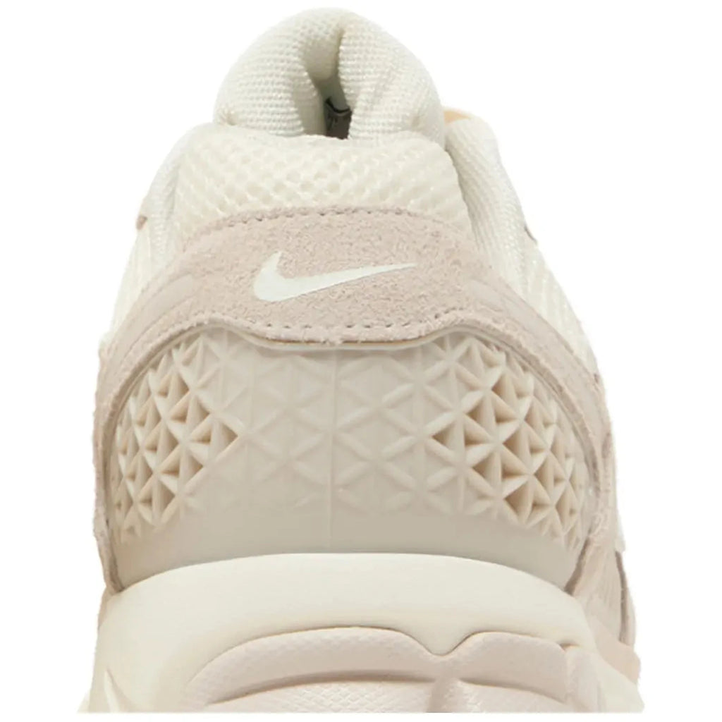 Nike Zoom Vomero 5 Light Orewood Brown