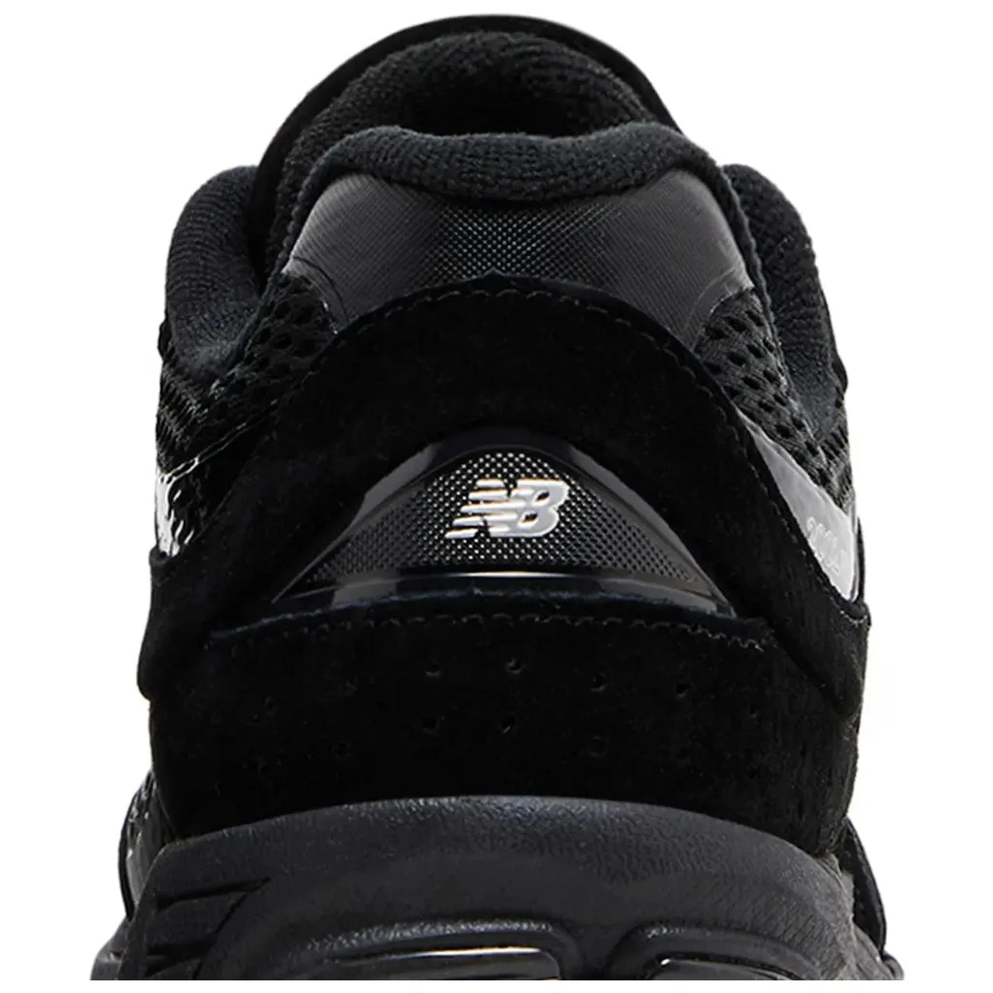 New Balance 2002R Mesh Black Metallic